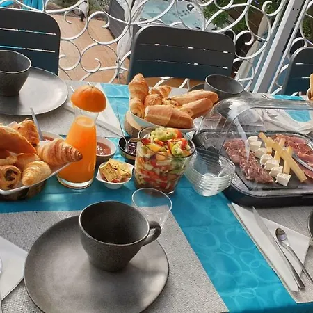 Alyzea Couette-café Bessan