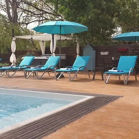 Couette-café Alyzea 4*